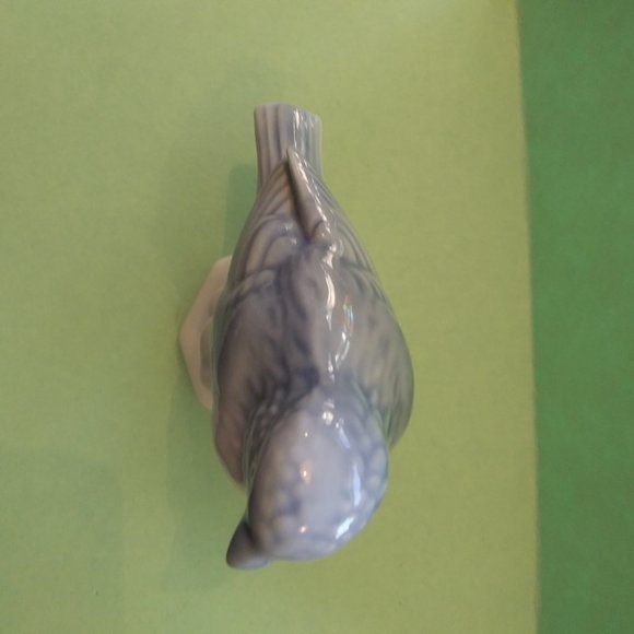 Vintage Gerold Porcelain Bavaria West Germany bird figurine blue and white - Picture 12 of 14